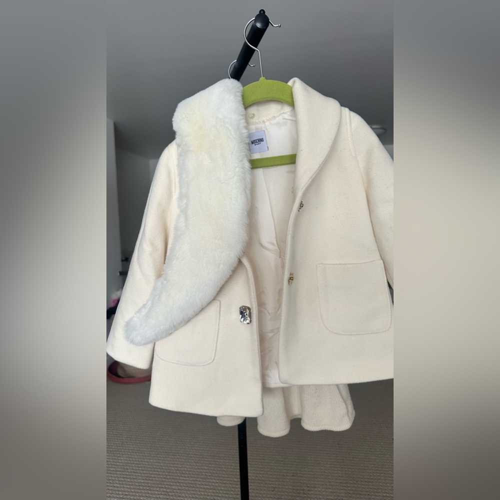 Moschino Ivory Faux Fur Collar Coat - Picture 4 of 12